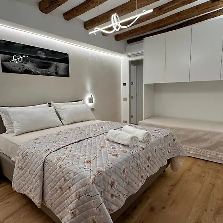 Palazzo Michelin דירה *