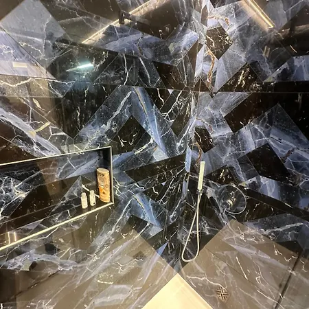 Palazzo Michelin 아파트 *